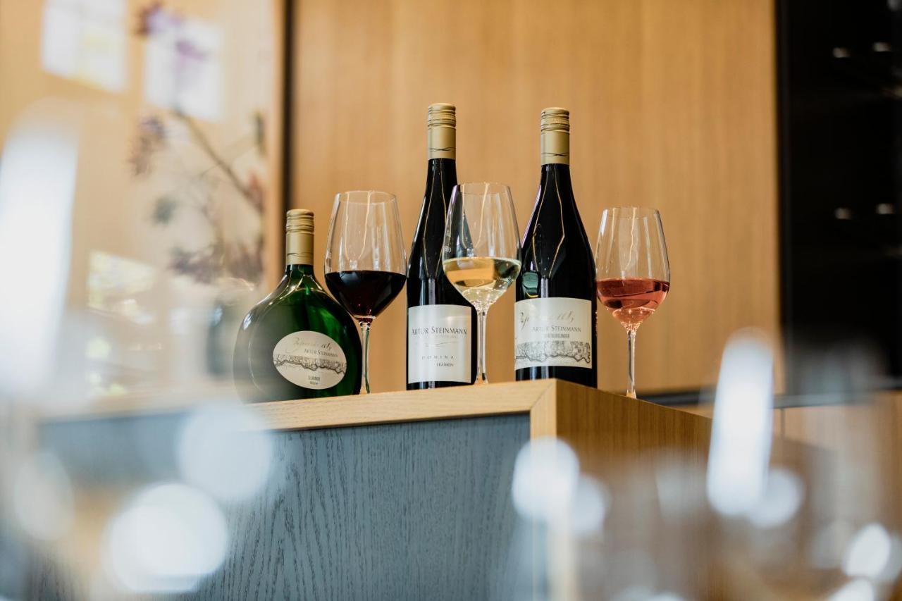 Weingut Pastoriushaus - Artur Steinmann 호텔 솜머하우젠 외부 사진